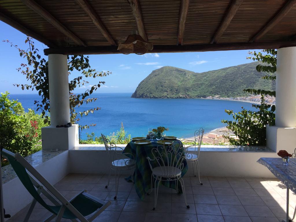 Villa Vista Mare Mela Липари Экстерьер фото