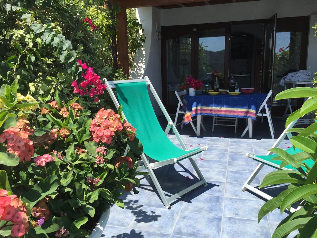 Villa Vista Mare Mela Липари Экстерьер фото
